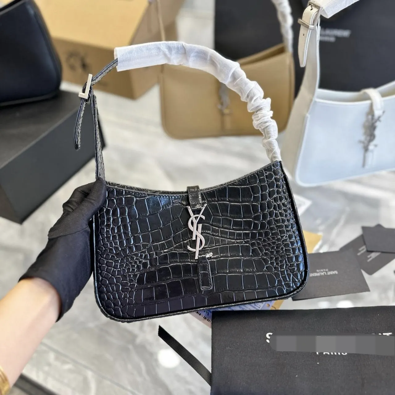 saint laurent le 5 À 7 smooth leather hobo bag | copy version saint laurent le 5 À 7 smooth leather hobo bag | copy version