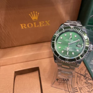 retro submariner green